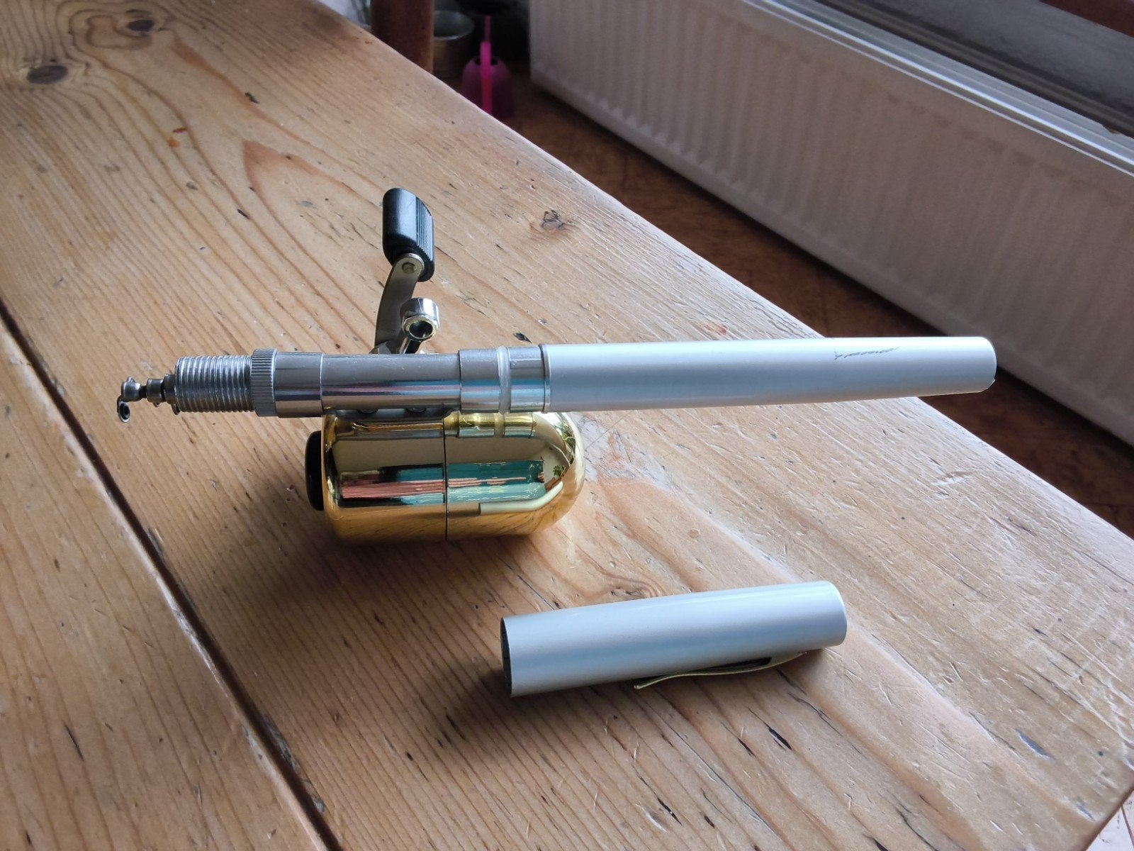 Compacte penhengel met molen - Ideaal voor onderweg!, Watersport en Boten, Ophalen of Verzenden, Gebruikt, Complete hengel