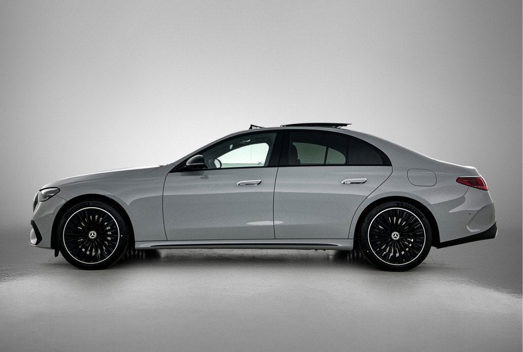 Mercedes-Benz E-Klasse 300 e Sport Edition | Premium Plus pa, Auto's, Mercedes-Benz, Automaat, Zwart, Stoelverwarming, Bedrijf