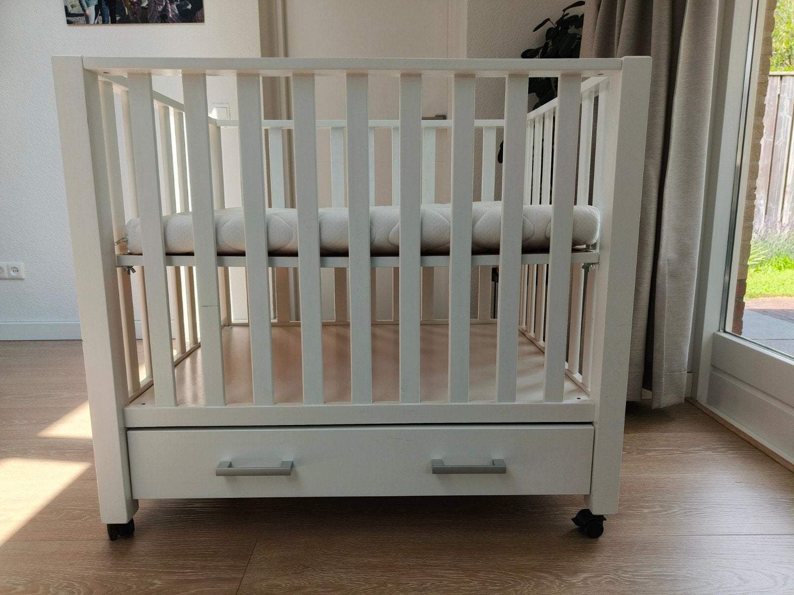 Box 100x79x90 incl matras, Kinderen en Baby's, Boxen, Ophalen, Gebruikt, Rechthoekig, Wieltjes