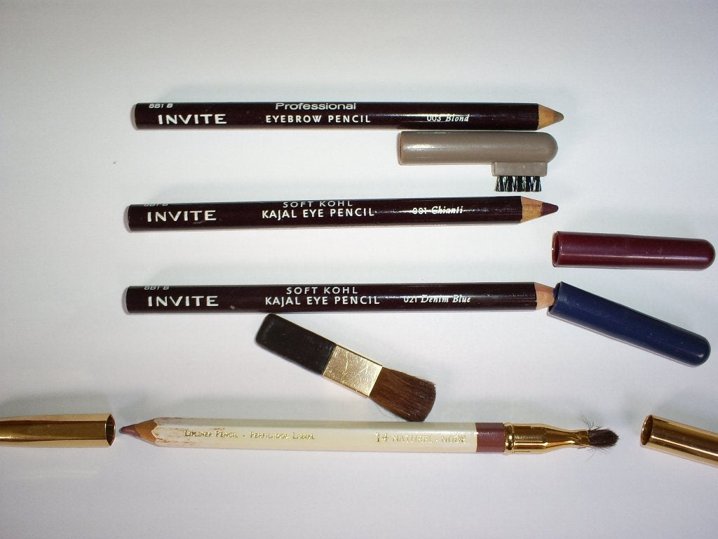 Make-up voor wenkbrauwen en lippen, Sieraden, Tassen en Uiterlijk, Uiterlijk | Cosmetica en Make-up, Ophalen of Verzenden, Zo goed als nieuw