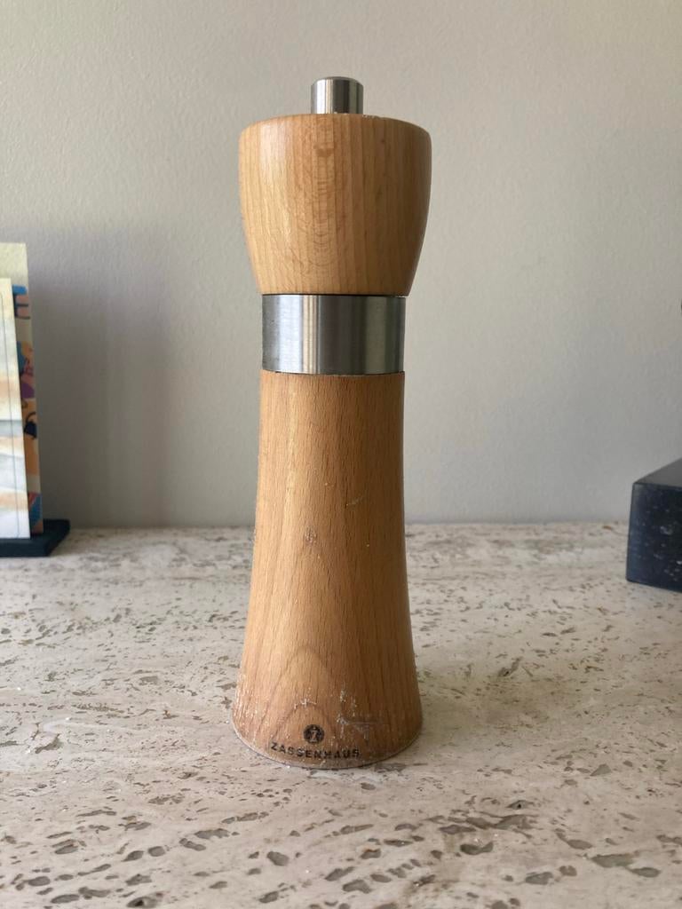 Zassenhaus zoutmolen 18cm - Houten design, Huis en Inrichting, Keuken | Keukenbenodigdheden, Hout, Ophalen of Verzenden, Overige typen