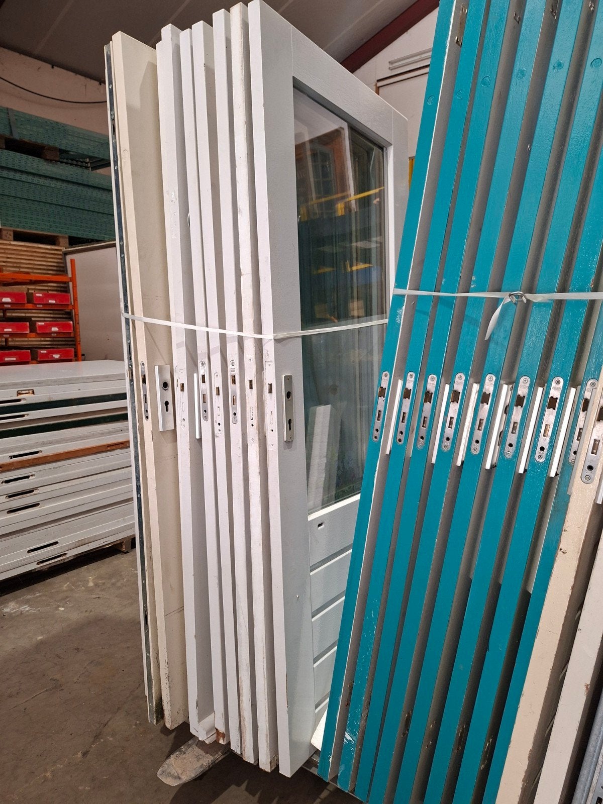 Achterdeuren, Plaatdeuren, Voordeuren, Deurkozijn, Zo goed als nieuw, 150 tot 225 cm, Inclusief glas