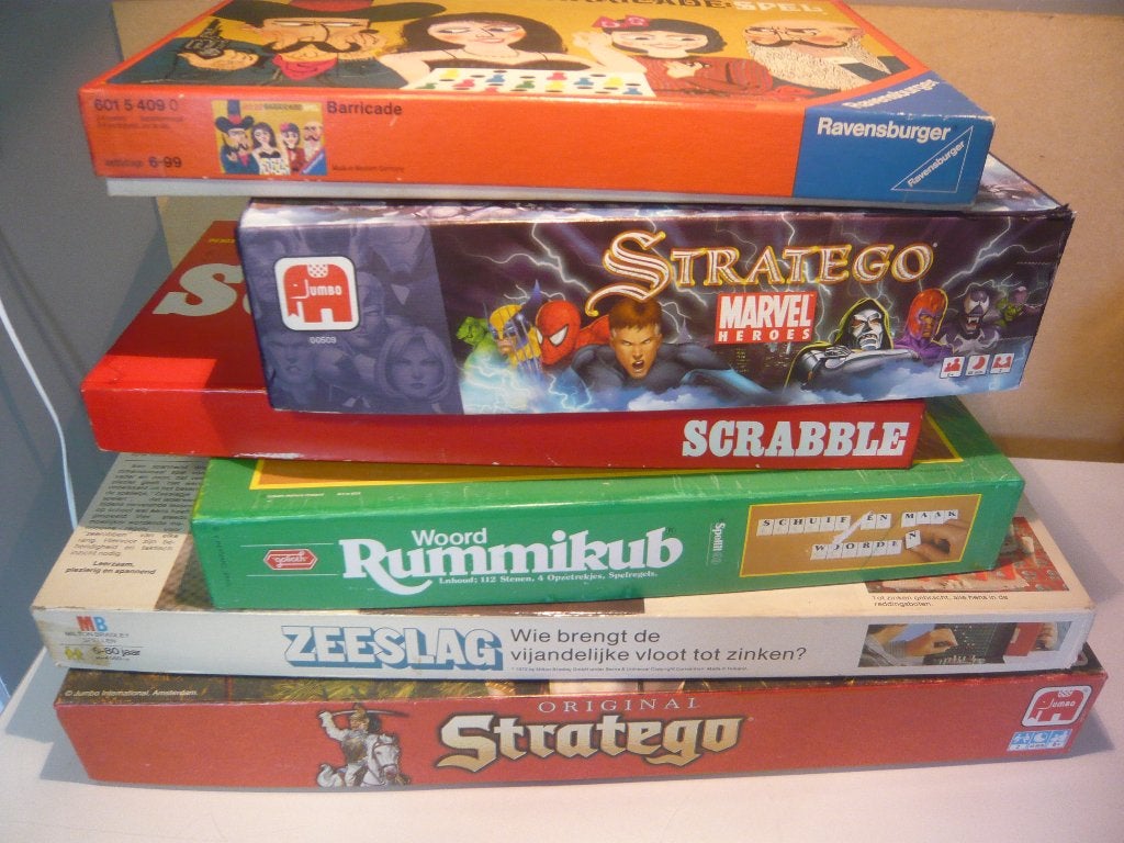 Zeeslag; Stratego; Rummikub; Scrabble; Risk, Een of twee spelers, Ophalen of Verzenden, Zo goed als nieuw
