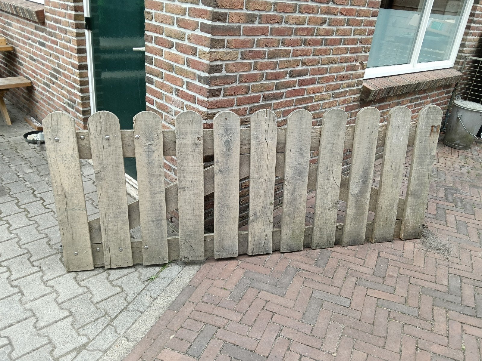 Robuust eiken hek - Ideaal voor tuin of erf, Ophalen of Verzenden, Gebruikt, Hout, Tuinhek