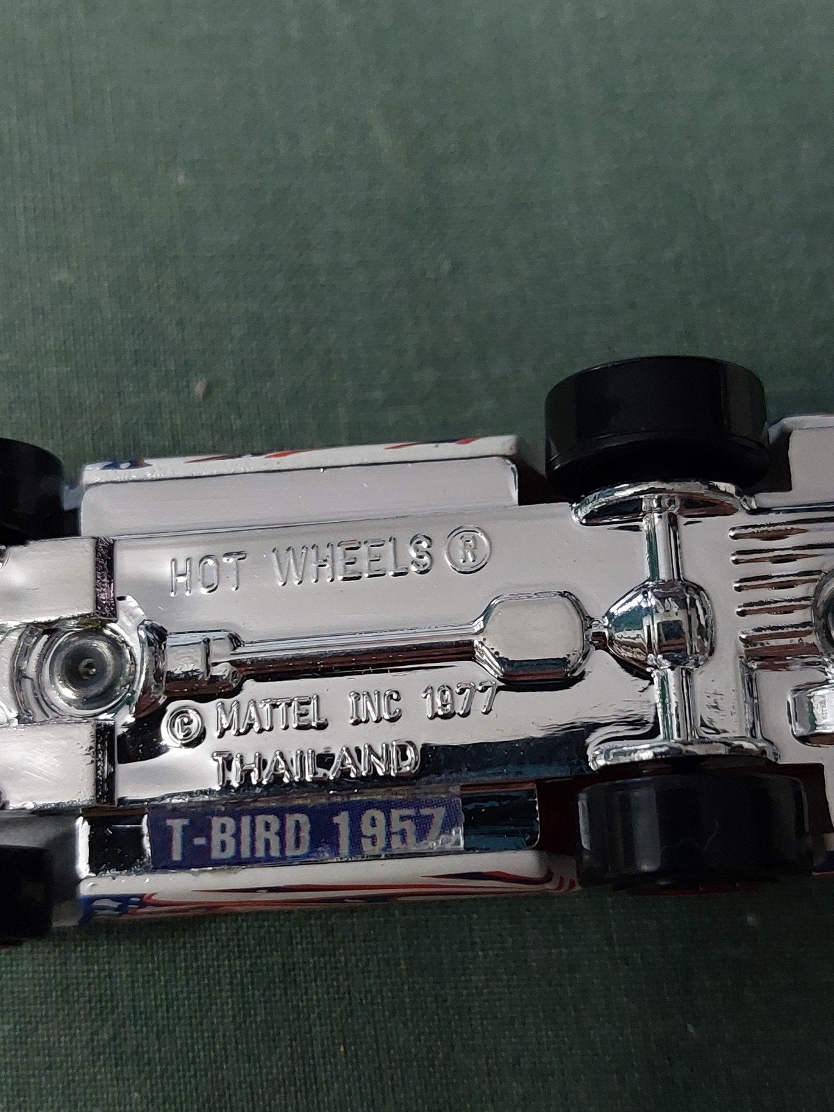 Hot Wheels T-Bird 1957 - Mattel Inc 1977 Thailand, Kinderen en Baby's, Speelgoed | Speelgoedvoertuigen, Ophalen of Verzenden, Gebruikt