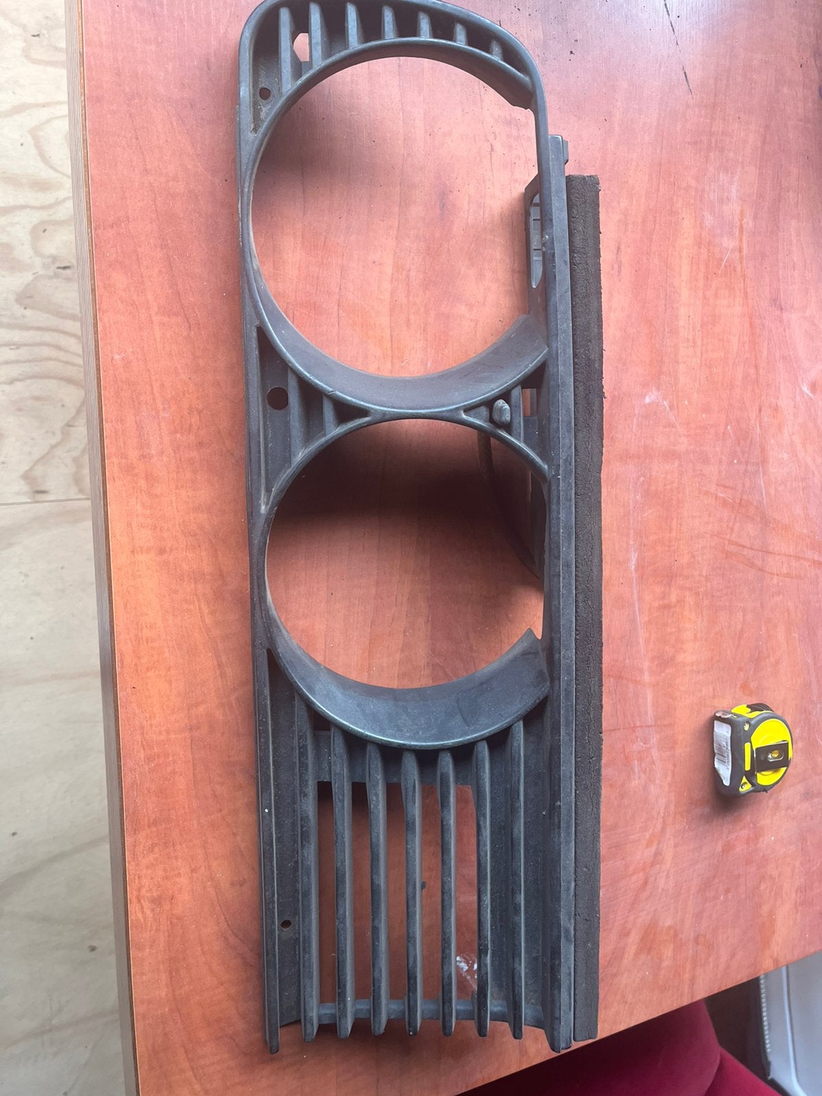Bmw e30 grill passagiers zijde met koplamsproeier, Steen of Klei, Ophalen of Verzenden, Zo goed als nieuw, 15 m² of meer