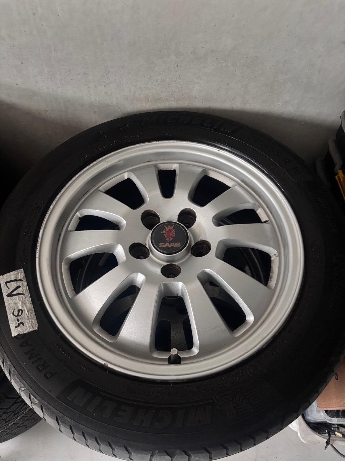 Complete set 9-5 Saab lichtmetalen velgen met Michelin band, Ophalen, Gebruikt