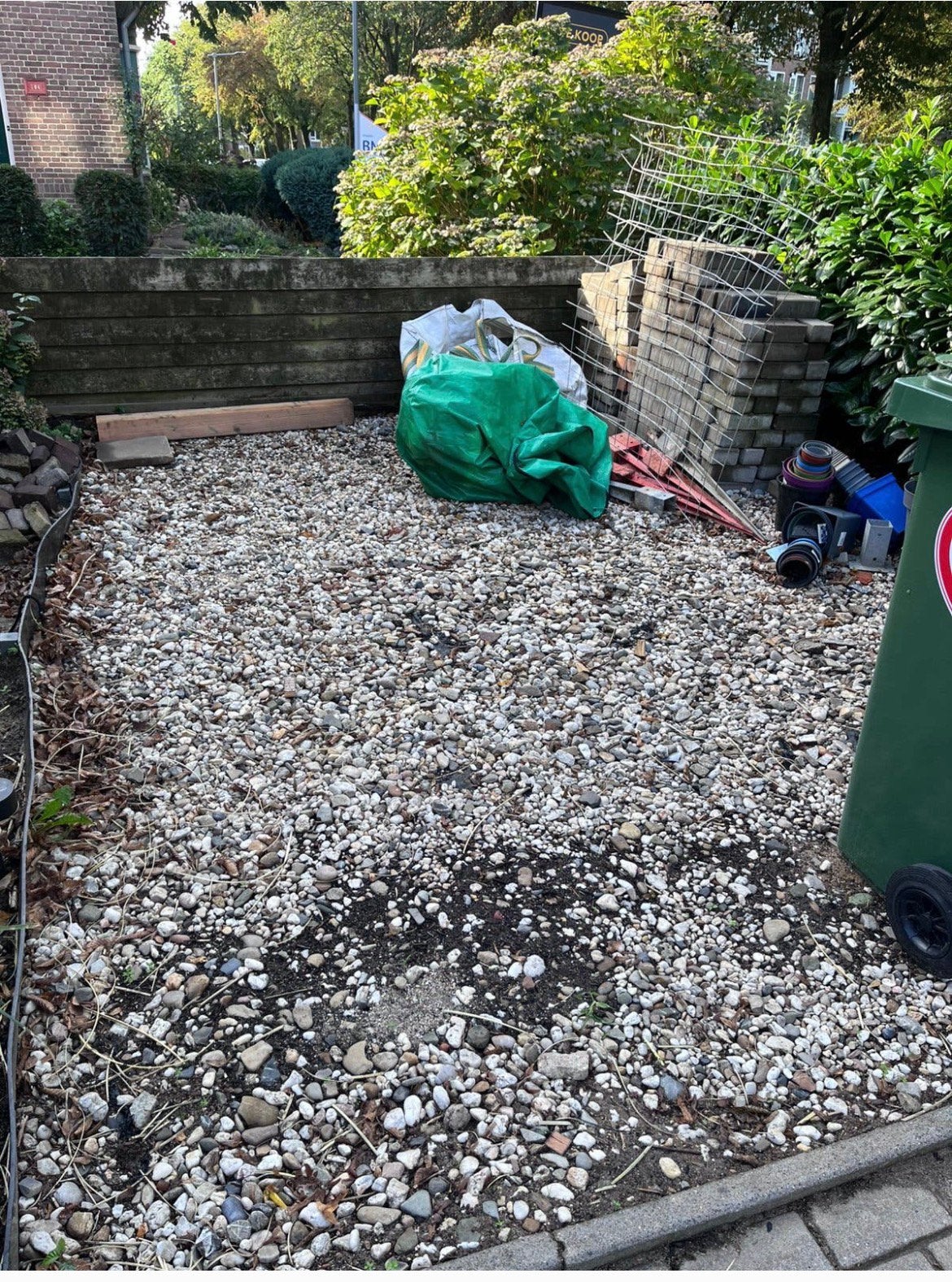 Gratis grind, Tuin en Terras, Ophalen, Zo goed als nieuw