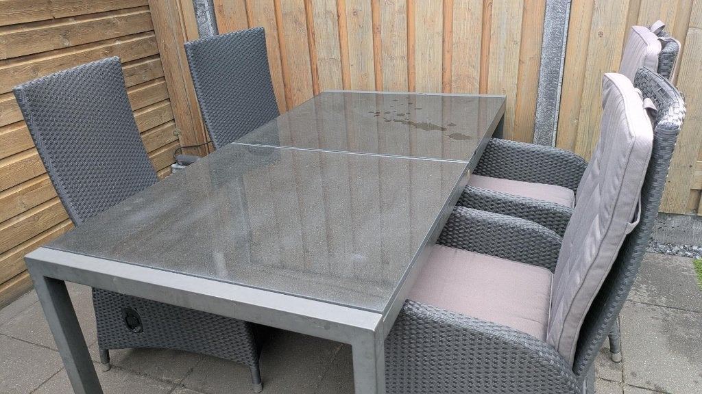Gratis afhalen : tuinset (tafel incl. 4 stoelen & kussens), Tuin en Terras, Ophalen, 4 zitplaatsen, Gebruikt, Aluminium