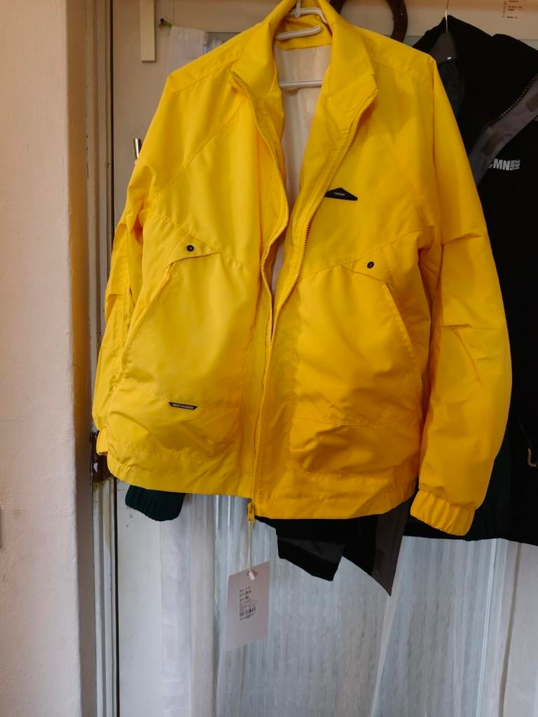 Gele jas van het merk Trend, maat XL, Ophalen of Verzenden, Zo goed als nieuw, Geel
