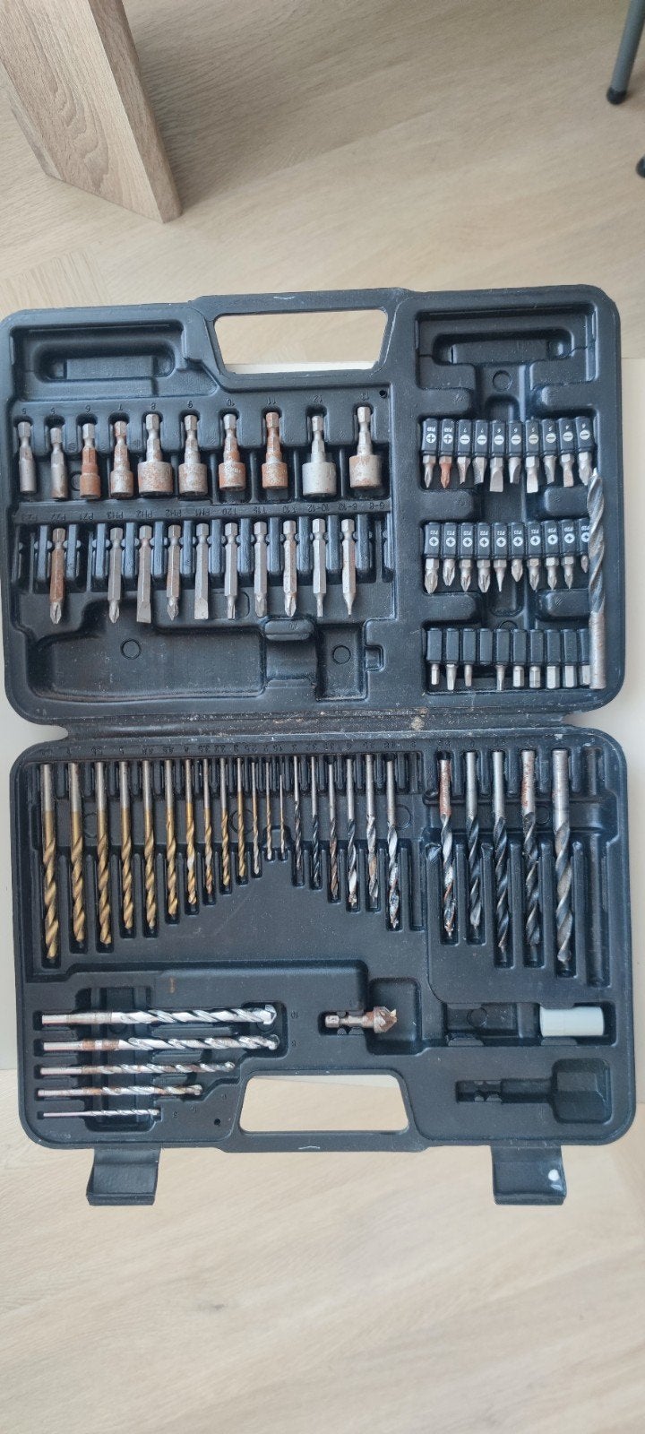Bitje en boren set, Doe-het-zelf en Verbouw, Gereedschap | Handgereedschap, Ophalen of Verzenden