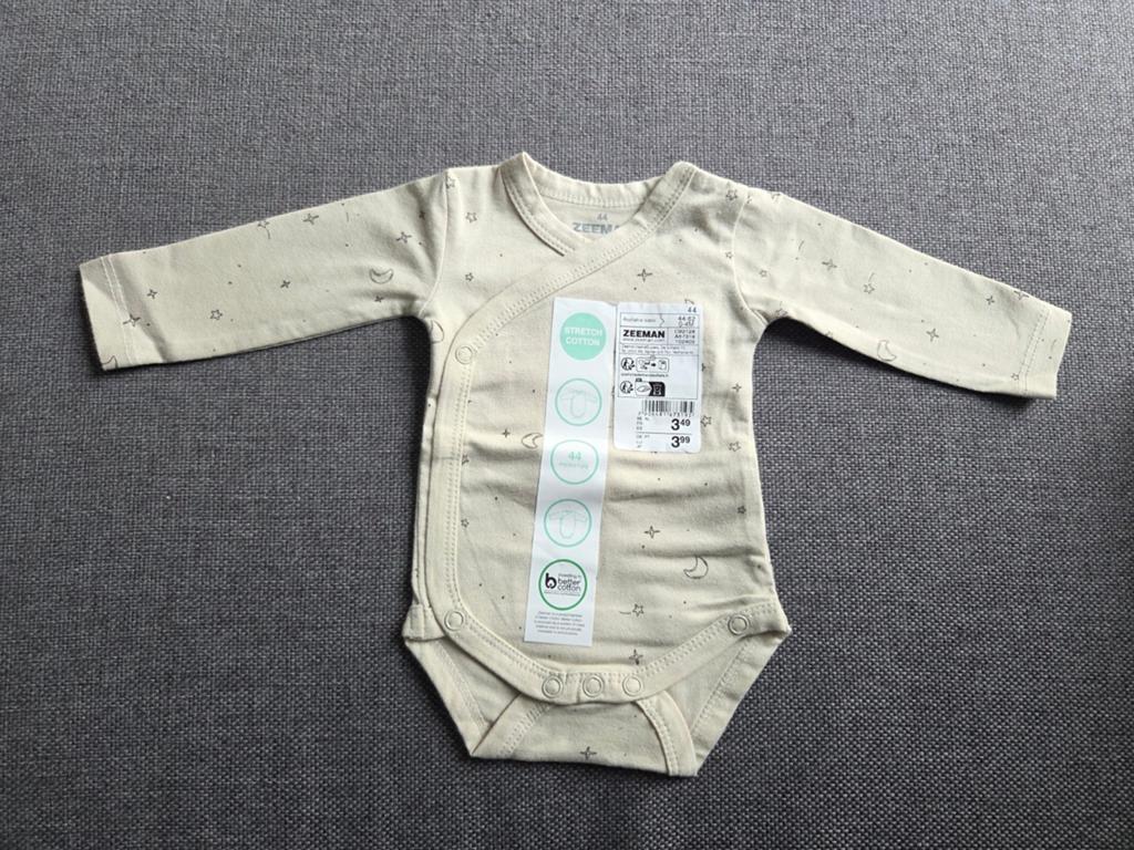 Romper met print maat 44, Kinderen en Baby's, Babykleding | Prematuur, Jongetje of Meisje, Nieuw, Ophalen of Verzenden, Nacht- of Onderkleding