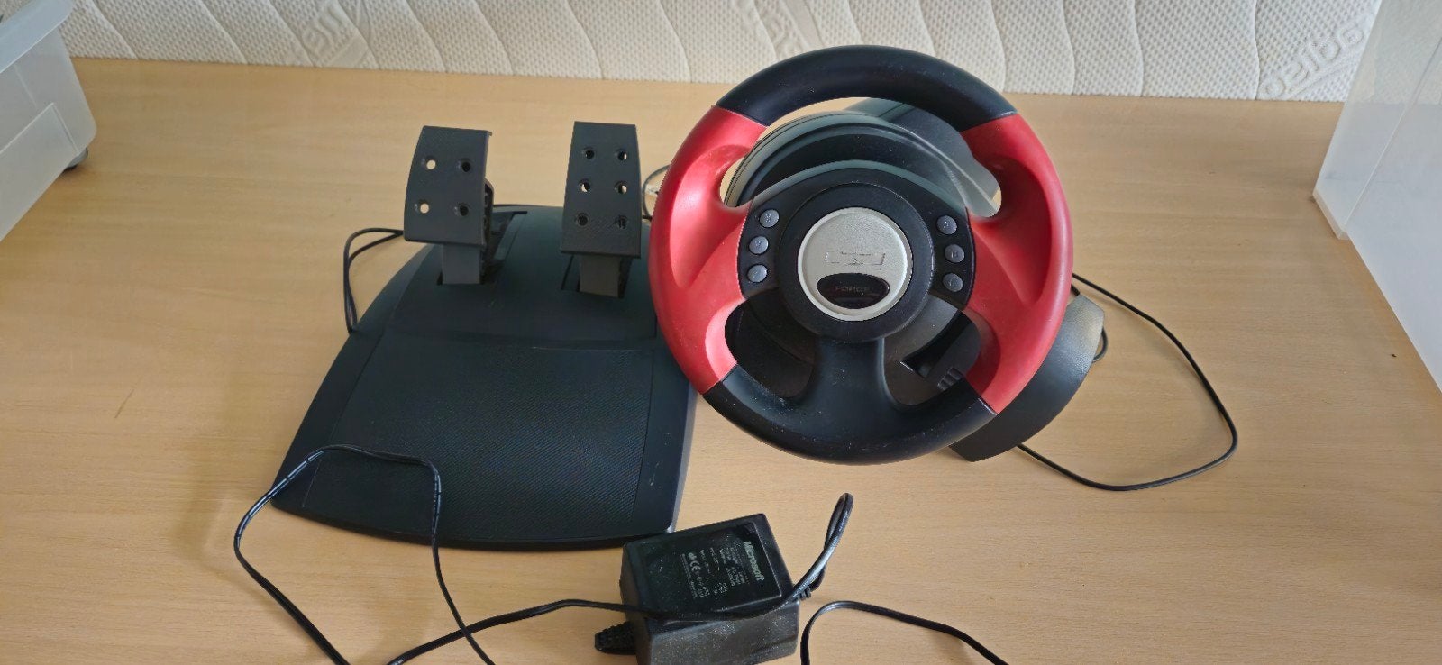 Racestuur met pedalen - Perfect voor racegames!, Ophalen, Racestuur, Gebruikt, Overige merken