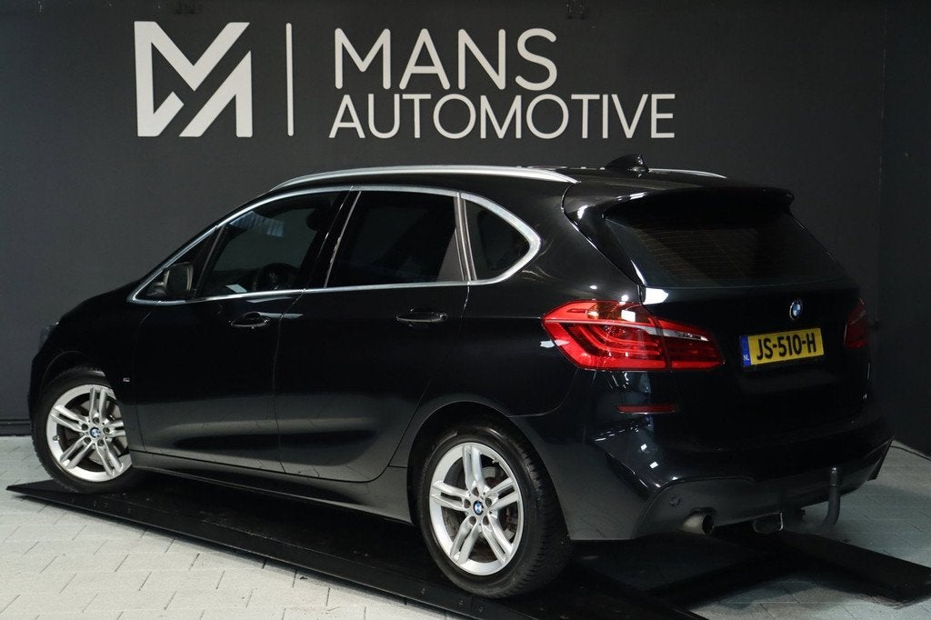 BMW 2-serie Active Tourer 218i M Sport / NAP / CRUISE / NAVI, 1345 kg, 136 pk, Gebruikt, Alcantara