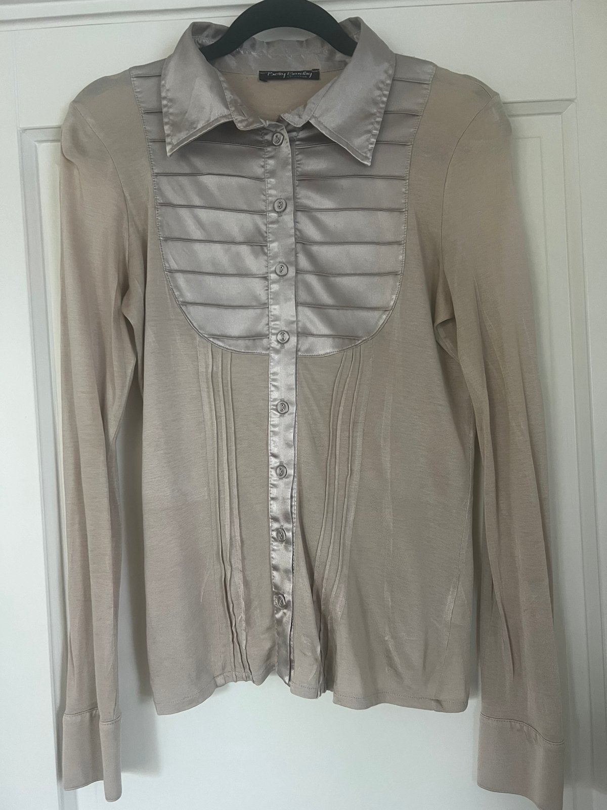 Beige blouse Betty Barclay maat 38. Stijlvol en chic, Verzenden, Zo goed als nieuw, Maat 38/40 (M), Beige
