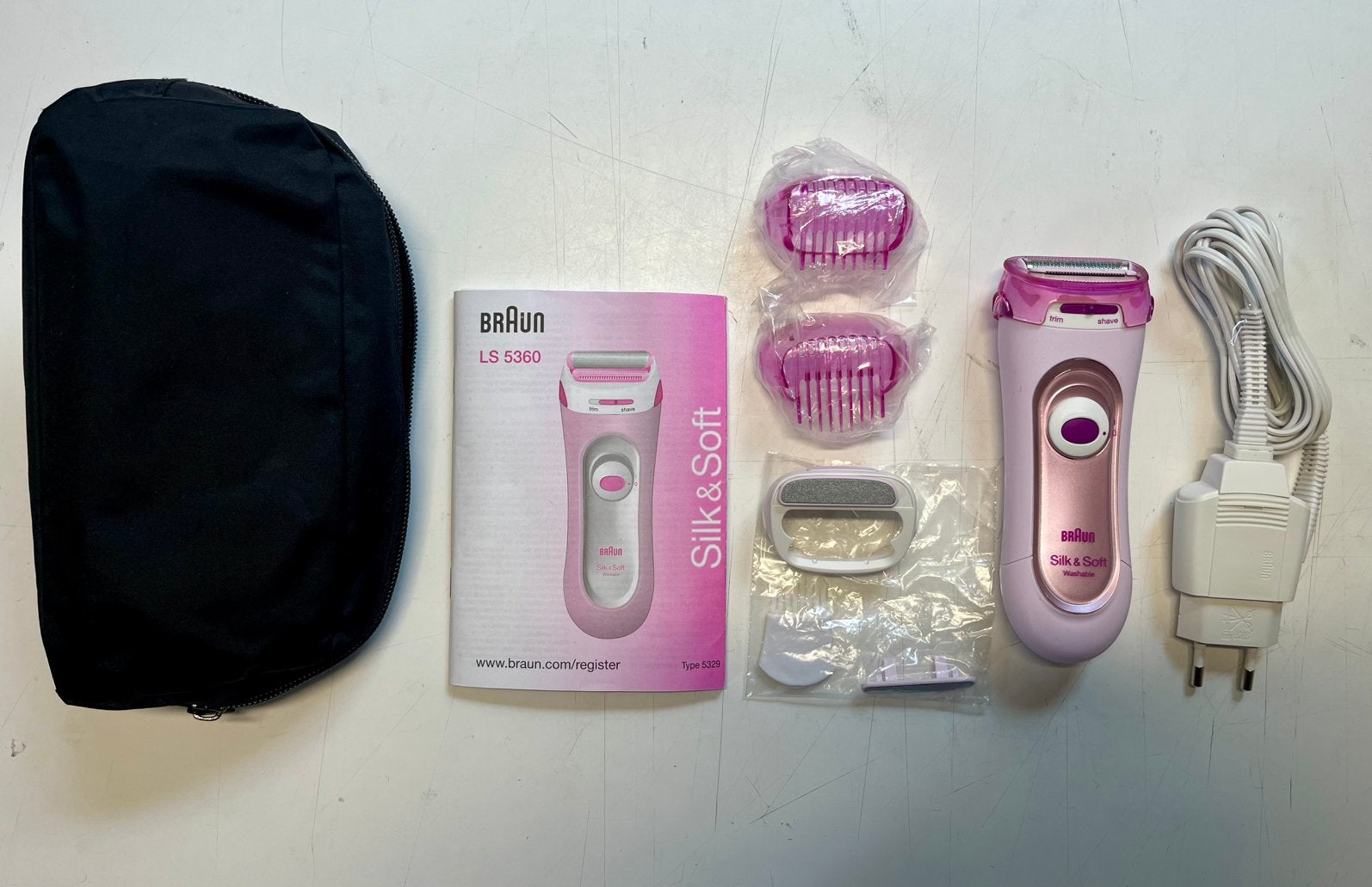 BRAUN - SOFT&SILK: Nieuw!, Ophalen of Verzenden, Zo goed als nieuw, Scheren en Epileren