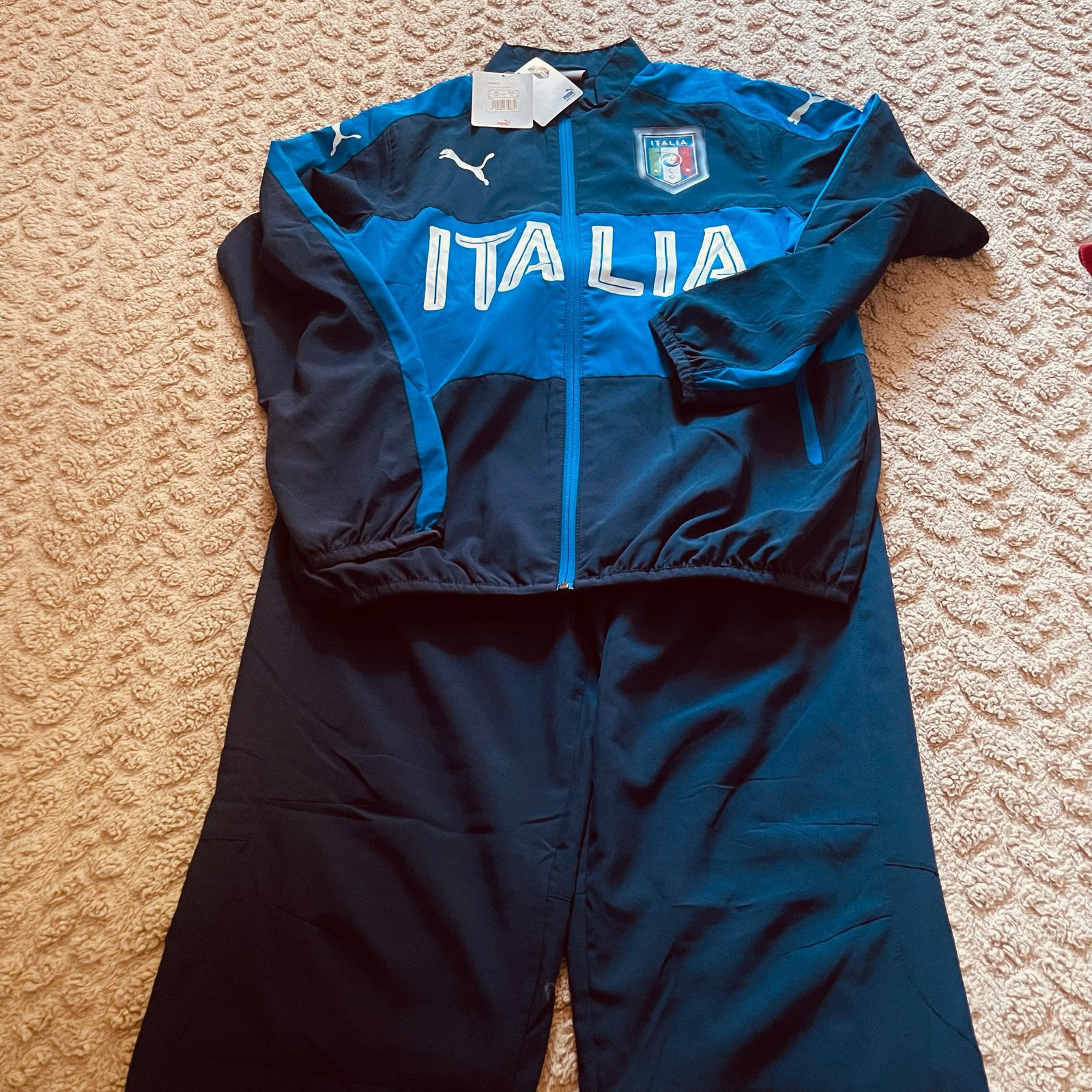Puma FIGC Italia Woven Jacket Trainingspak - Nieuw, Kleding | Heren, Sportkleding, Blauw, Nieuw, Ophalen of Verzenden, Voetbal