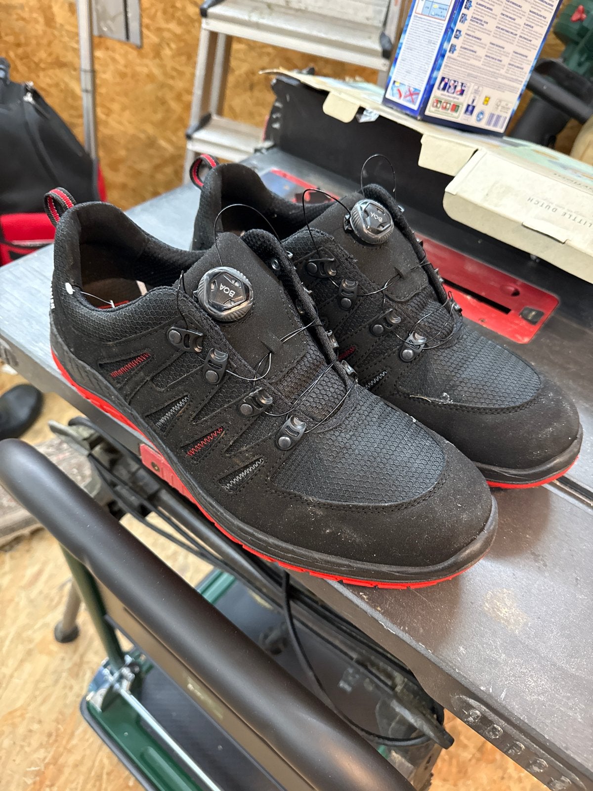 Nieuw Elten S3 Veiligheidsschoenen Maat 47 Zwart/Rood, Ophalen of Verzenden, Nieuw