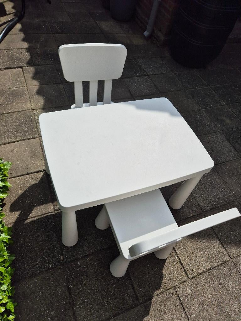 Kinder tafel en stoeltje, Kinderen en Baby's, Kinderkamer | Tafels en Stoelen, Ophalen, Gebruikt, Tafel(s) en Stoel(en)