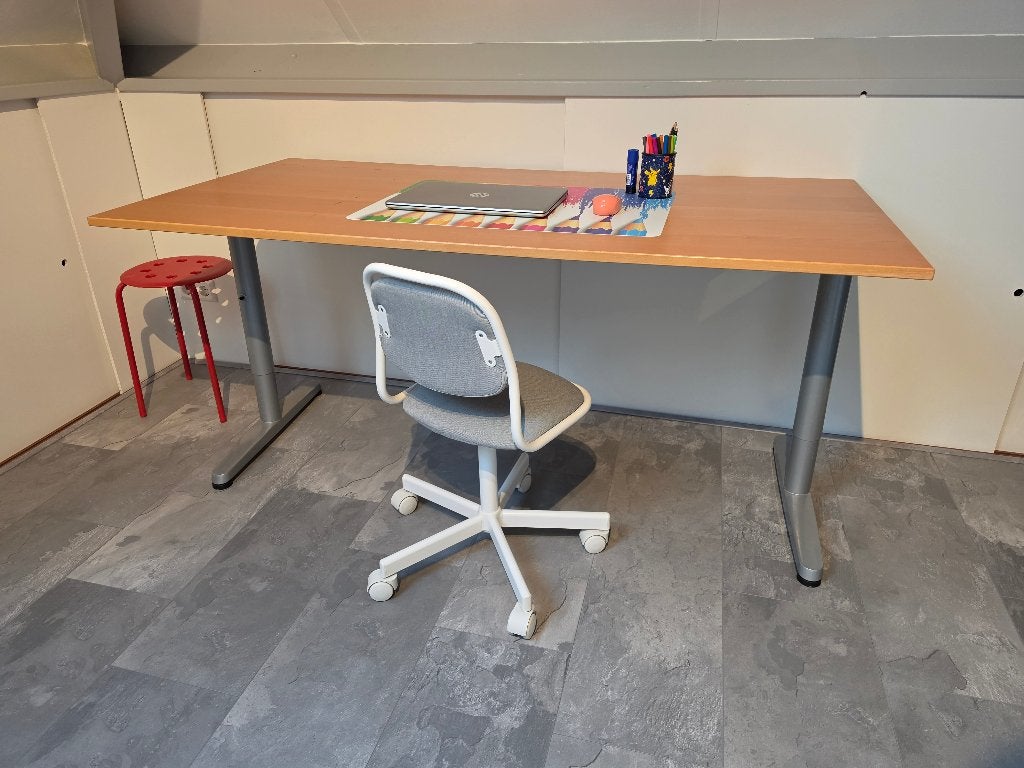 Bureau 160x80, in hoogte verstelbaar, Huis en Inrichting, Bureaus, Ophalen, Overige typen, Gebruikt, In hoogte verstelbaar