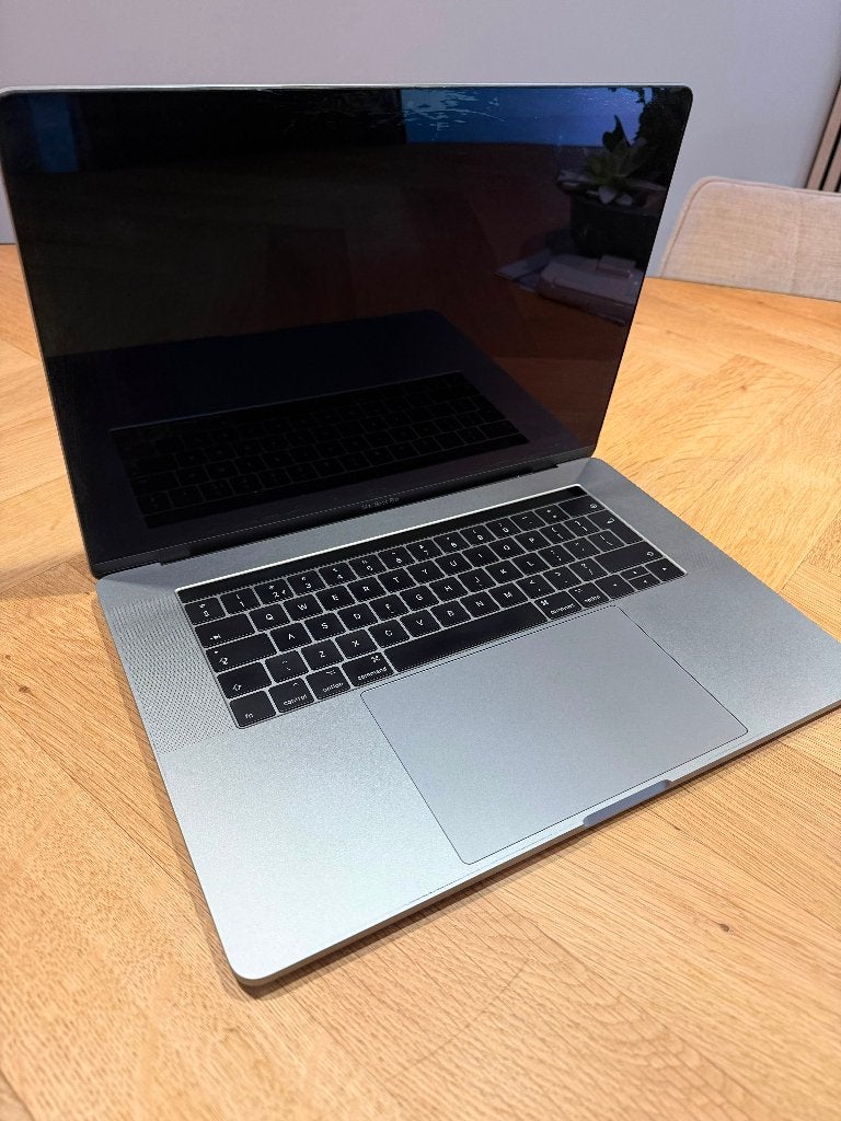MacBook Pro 15-inch 2017 | i7 | 16GB RAM | 512GB, Computers en Software, Apple Macbooks, 2 tot 3 Ghz, Qwerty, 13 inch, 512 GB