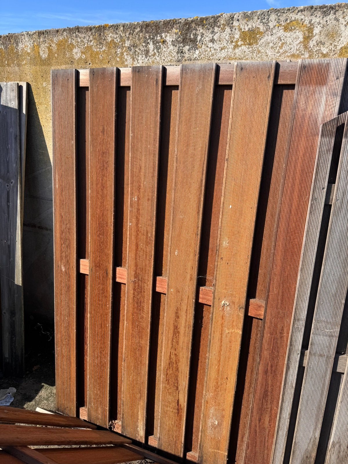 5.5 hardhouten schuttingen 1.20 bij 1.80, Tuin en Terras, Ophalen, 1 tot 2 meter, Minder dan 3 meter, Zo goed als nieuw