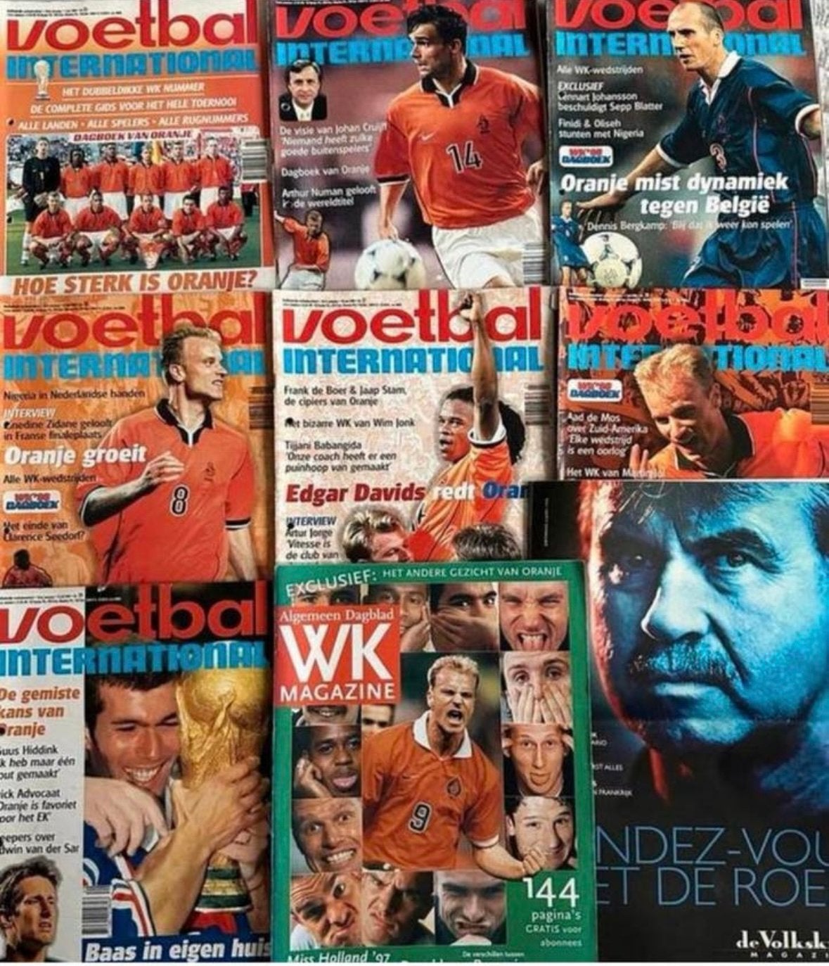 WK 1998 -7 x Voetbal International, AD & de Volkskrant gids, Ophalen of Verzenden, Gelezen, Sport en Vrije tijd