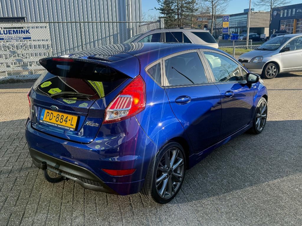 Ford Fiësta 1.0 Ecoboost 100pk 5dr 2017 ST Line Airco cruise, Voorwielaandrijving, Blauw, 100 pk, 23 km/l