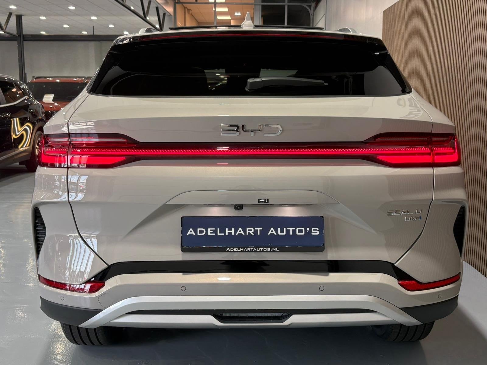 BYD SEAL U 1.5 DM-i FWD Comfort Long Range 26,6 KWh Automaat, Auto's, Dealer onderhouden, Seal U, 1498 cc, Zwart