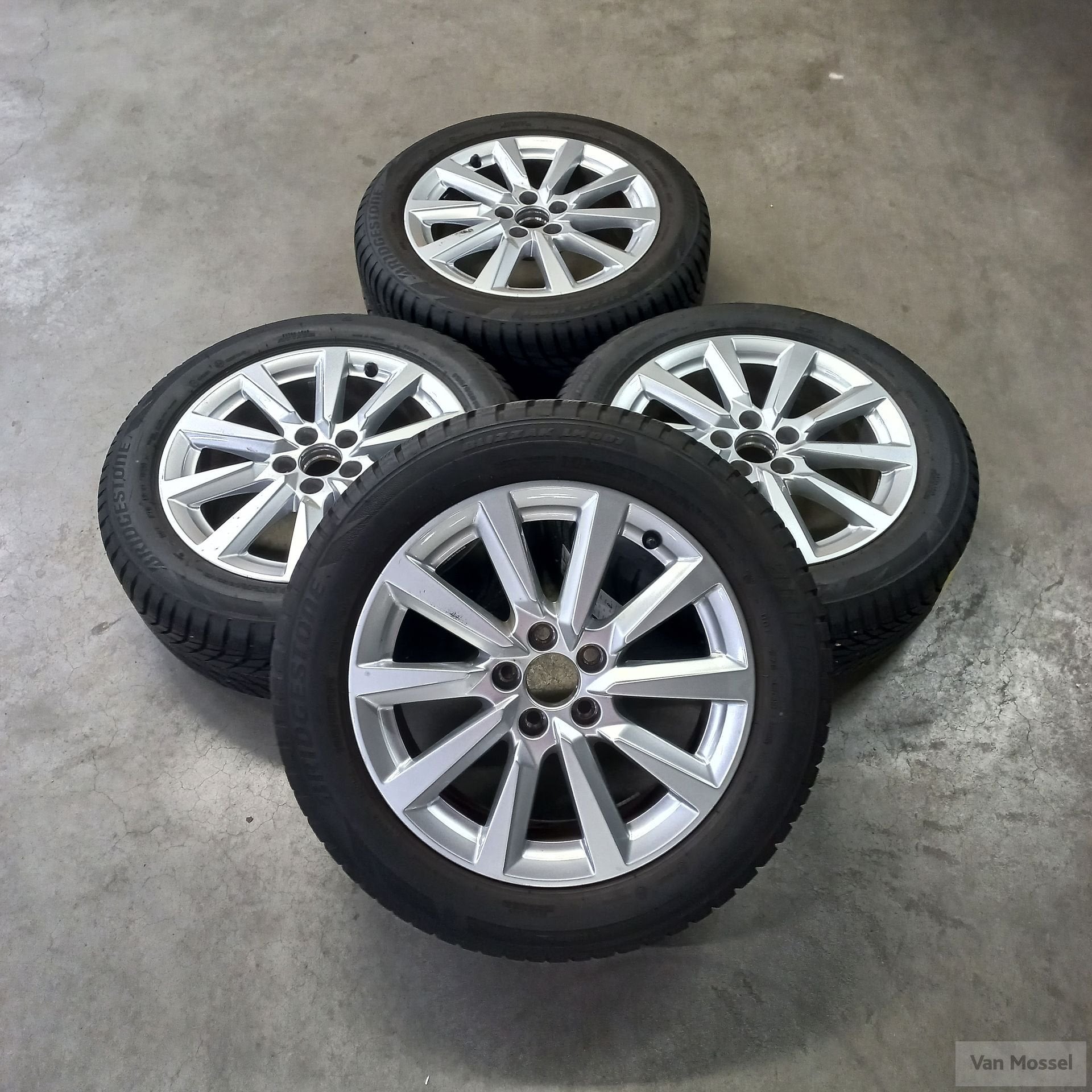 Audi A1 Bridgestone Blizzak Lm001 195/55/R16 91V