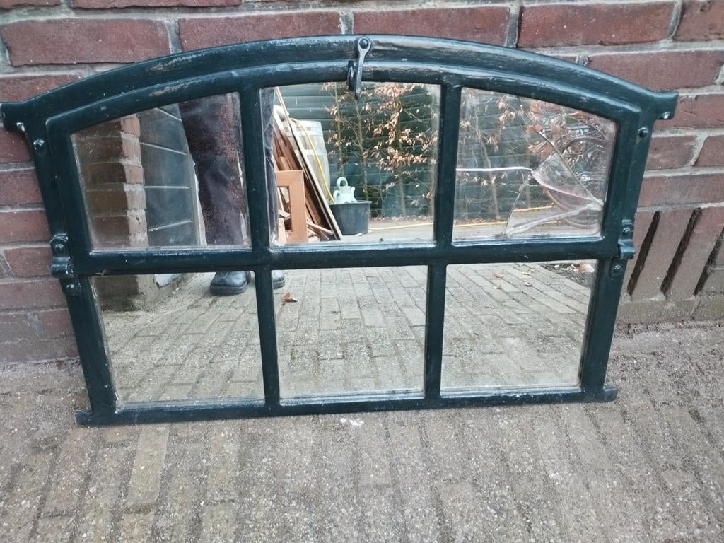 Stalraam met spiegel, Ophalen, Gebruikt