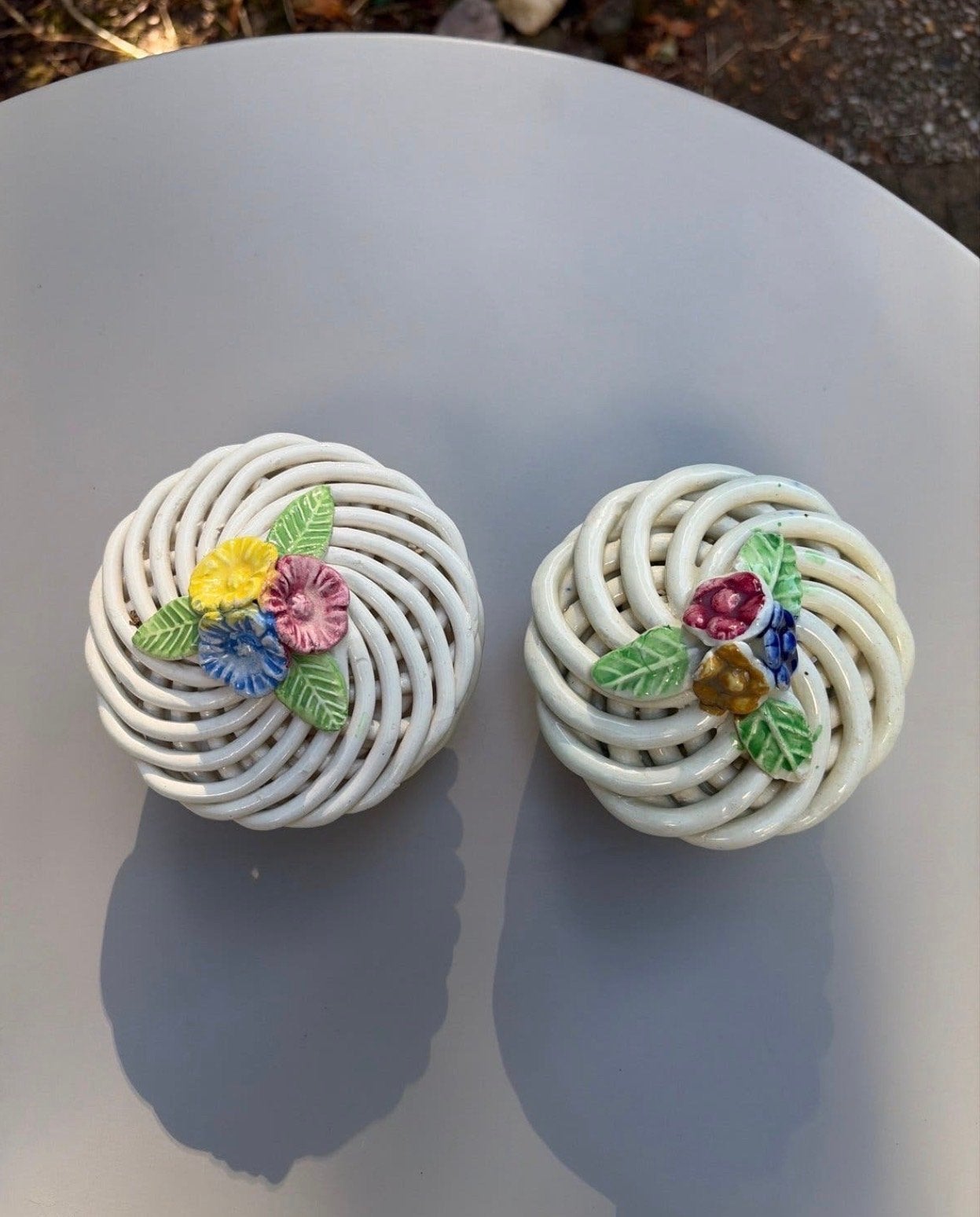 Set van 2 jaren 70 gevlochten aardewerk bonbon schaaltjes, Ophalen of Verzenden