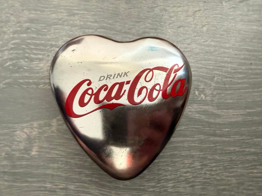 Coca-Cola hartvormige puzzel in blik, Hobby en Vrije tijd, Denksport en Puzzels, Ophalen of Verzenden, Minder dan 500 stukjes