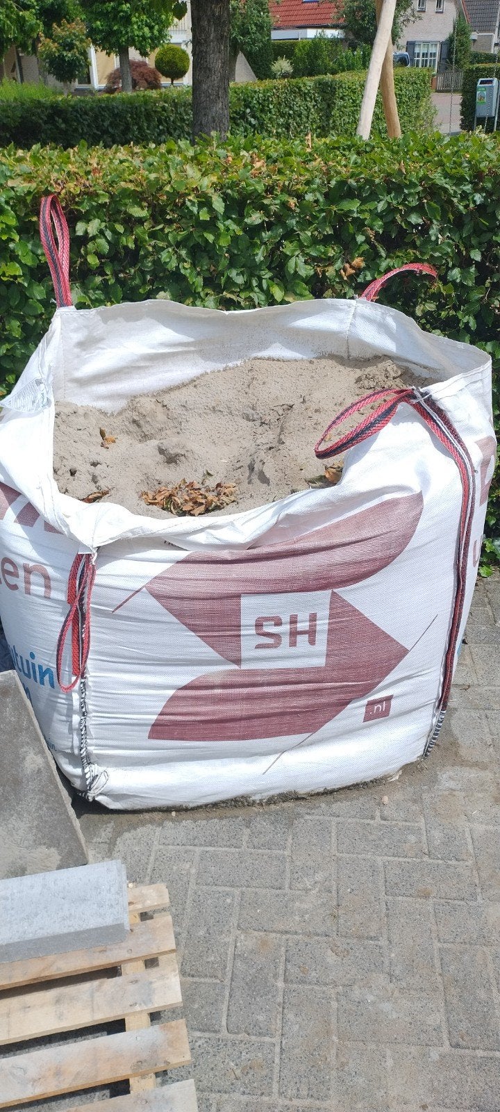 Bigbag geel zand, driekwart vol - gratis af te halen, Tuin en Terras, Zand, Ophalen