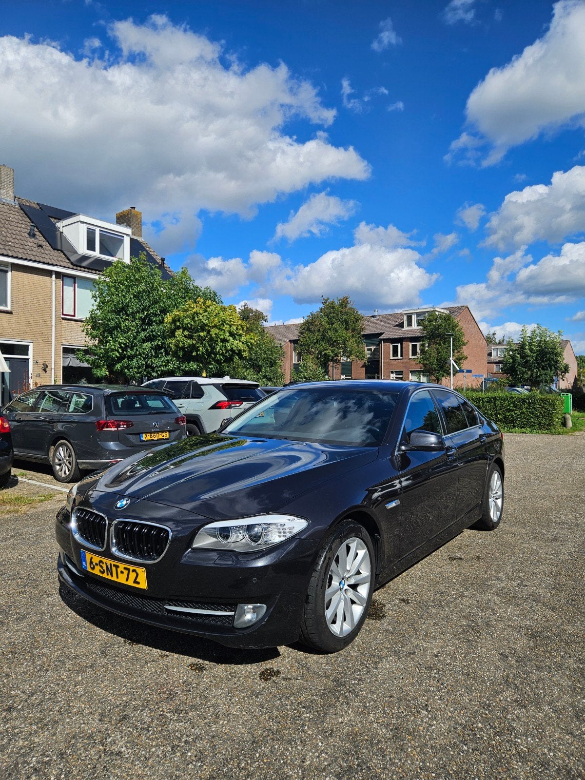 BMW 5-Serie 520i 184pk Aut. 2013 Grijs / nieuwe motor, Auto's, 4 cilinders, 2000 kg, Bruin, Particulier