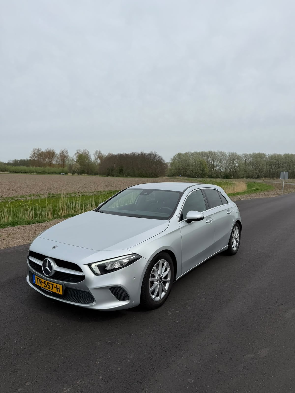 Mercedes-Benz A-Klasse A 200 Launch Edition Premium 7G-DCT, Auto's, 4 cilinders, Origineel Nederlands, 75 €/maand, Particulier