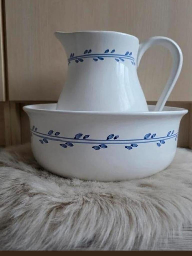 Witte keramische Lampetstel.Met blauw decoratieve., Antiek en Kunst, Antiek | Keramiek en Aardewerk, Ophalen