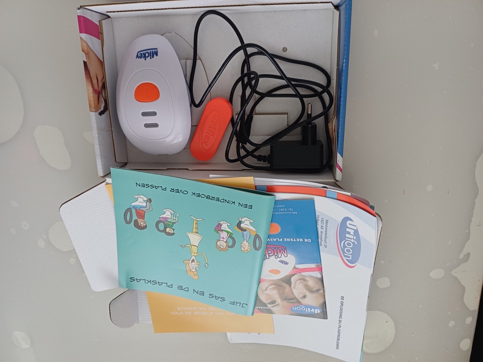 Urinflex Mickey plaswekker met 3 onderbroeken maat 128, Ophalen of Verzenden