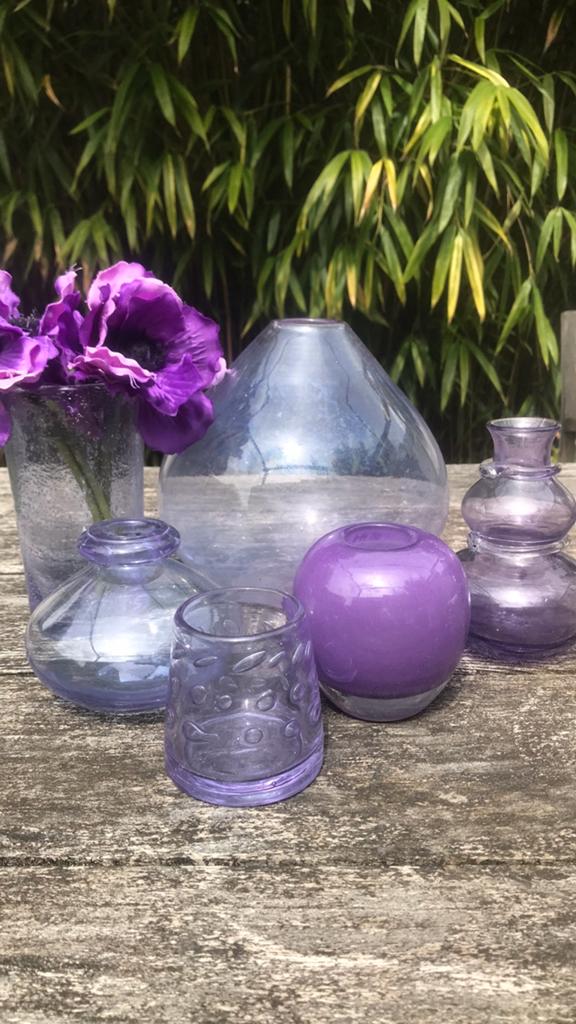 6 Glazen vazen lila/paars mondgeblazen, wo Dutz, Overige kleuren, Ophalen of Verzenden, Minder dan 50 cm, Glas