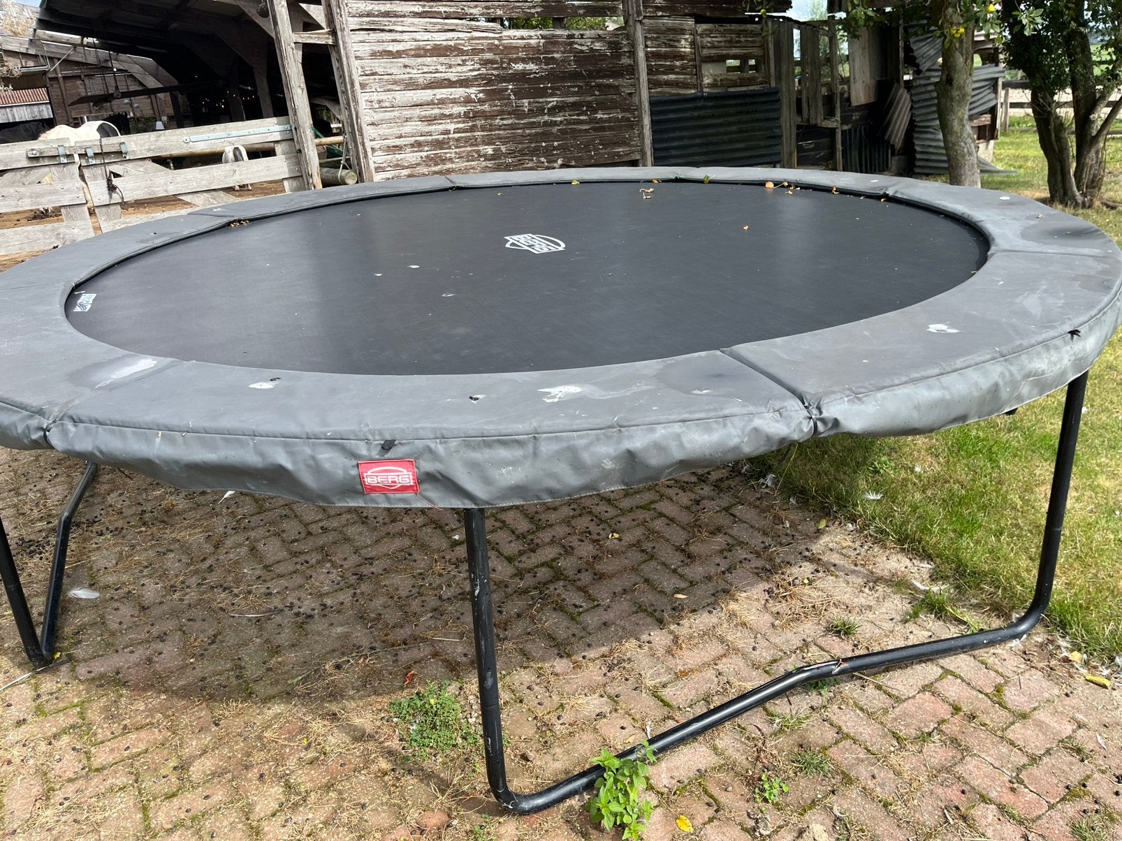Berg trampoline., Ophalen, Gebruikt
