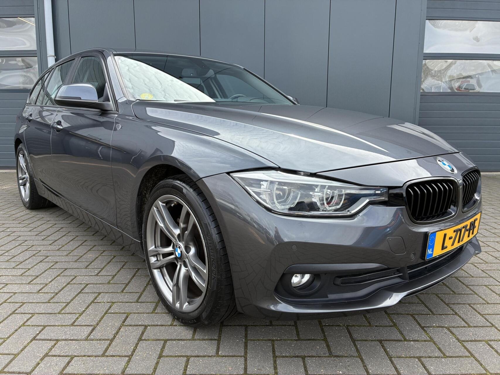 BMW 3-serie Touring 318d | CLIMA | NAVI | STOELVERWARMING, Auto's, 745 kg, 4 cilinders, 150 pk, 23 km/l