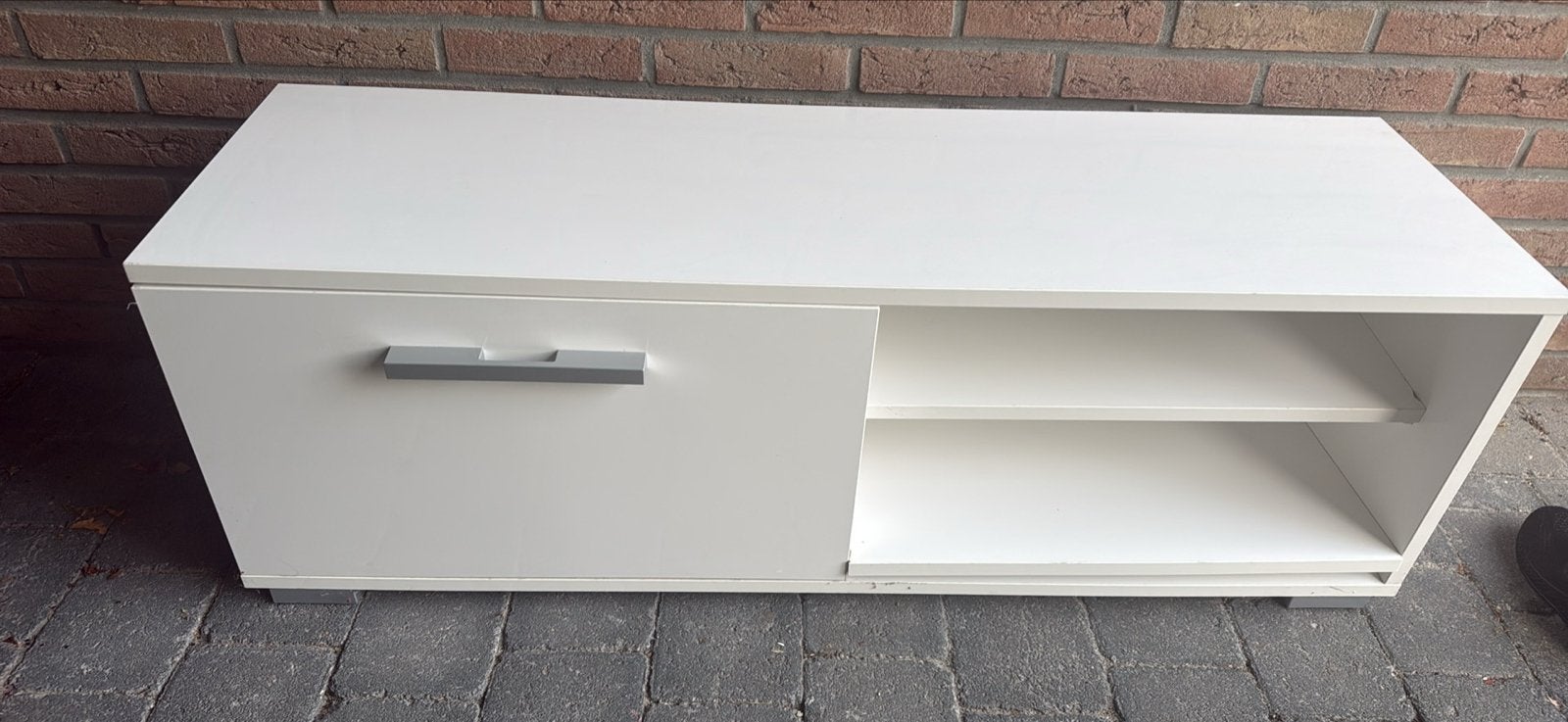 Wit TV-meubel met opbergruimte en open vakken, Ophalen, Overige materialen, Gebruikt, 100 tot 150 cm