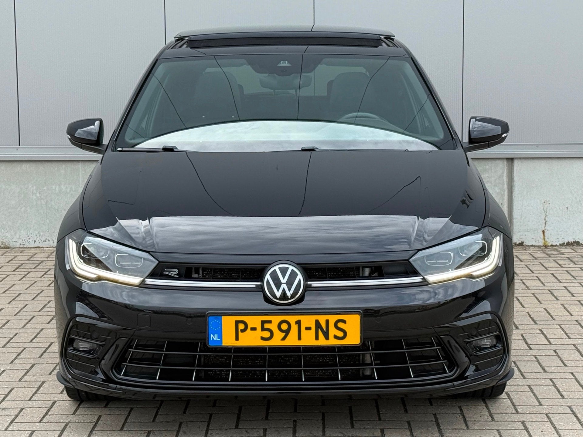 Volkswagen Polo 1.0 TSI R-Line PANO IQ light vol opties, Auto's, Gebruikt, Bedrijf, 600 kg, 1100 kg