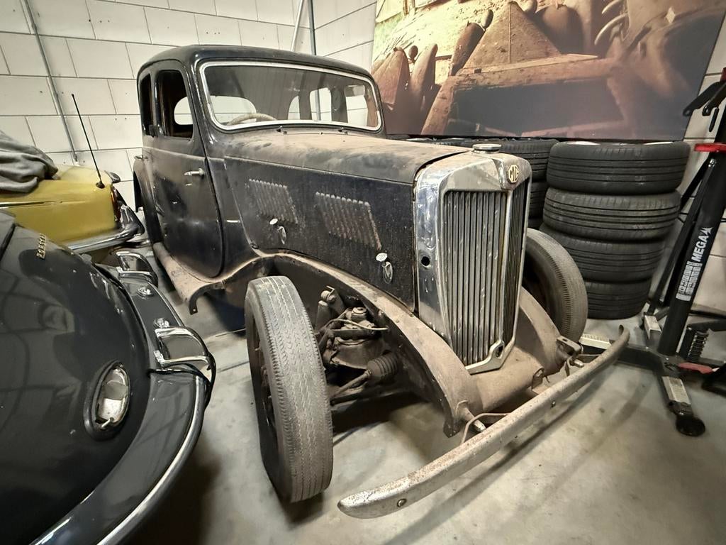 MG YB saloon, Auto's, MG, Particulier, Te koop, Overige modellen, Benzine, Sedan, Handgeschakeld, Origineel Nederlands, Zwart