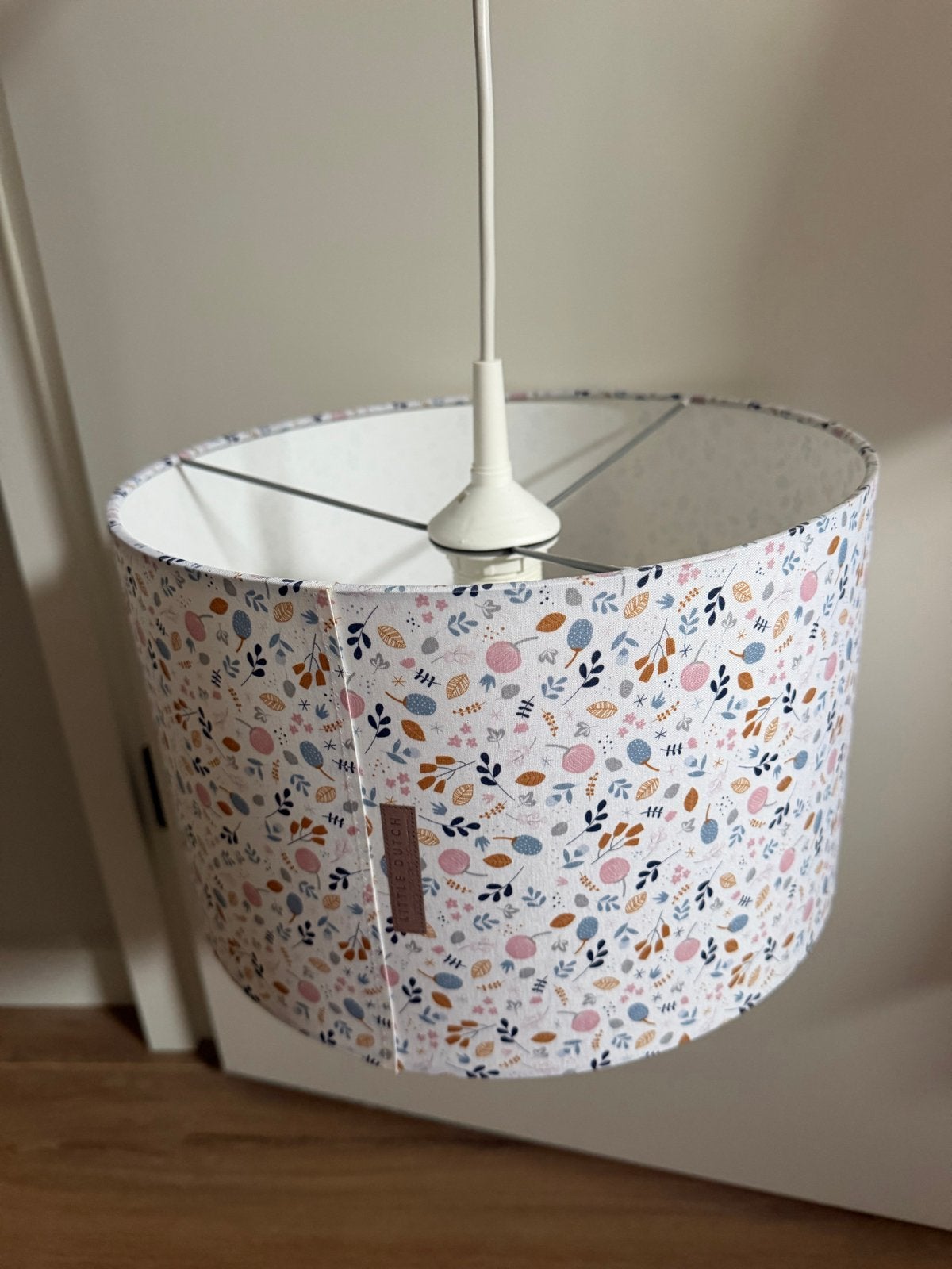 Little Dutch Hanglampen voor de kinderkamer - 2 stuks, Huis en Inrichting, Meerkleurig, Rond, Zo goed als nieuw, Textiel