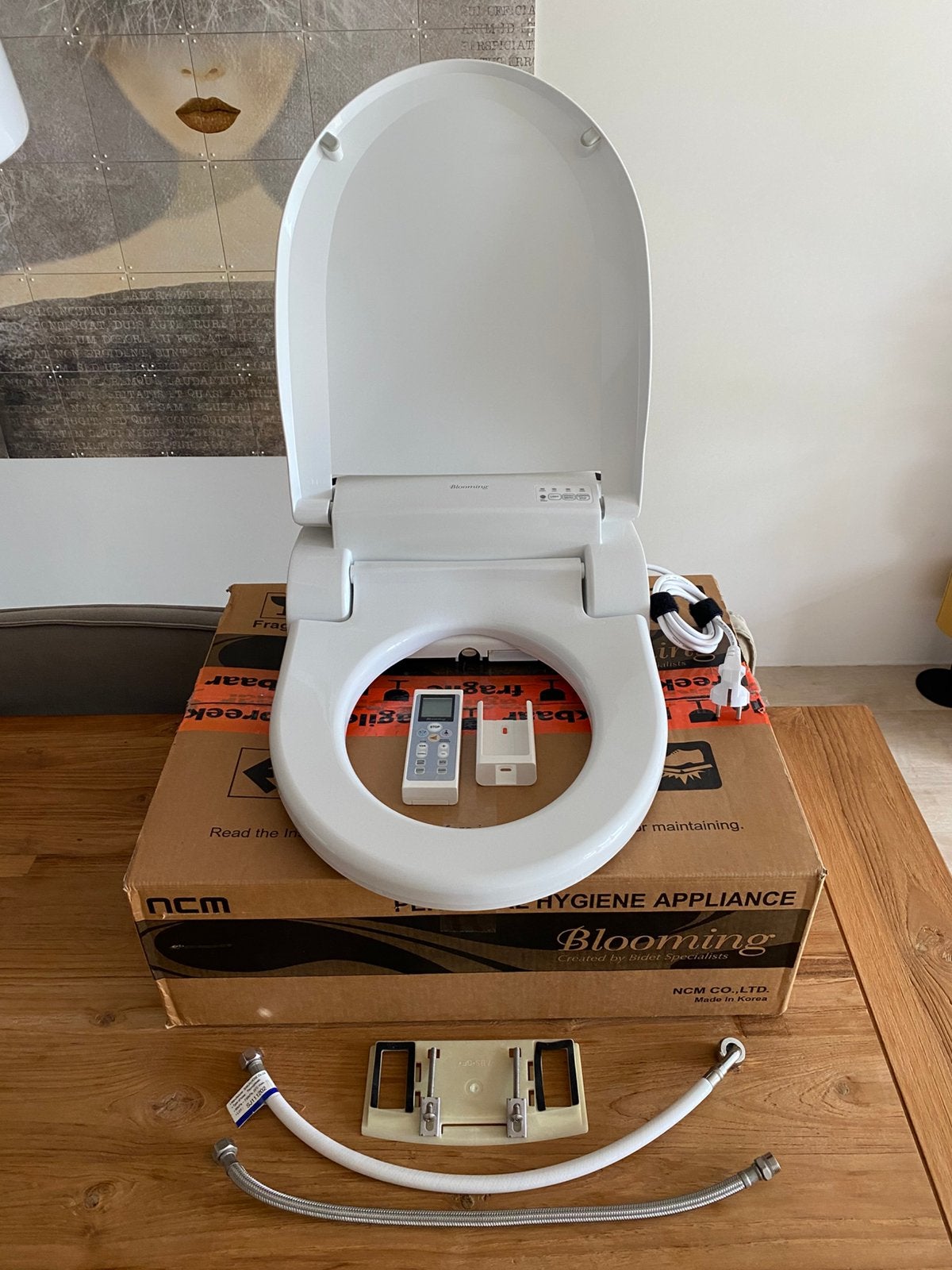 Bidetbril douchewc kleur helder wit, Doe-het-zelf en Verbouw, Sanitair, Gebruikt, Toilet, Ophalen of Verzenden
