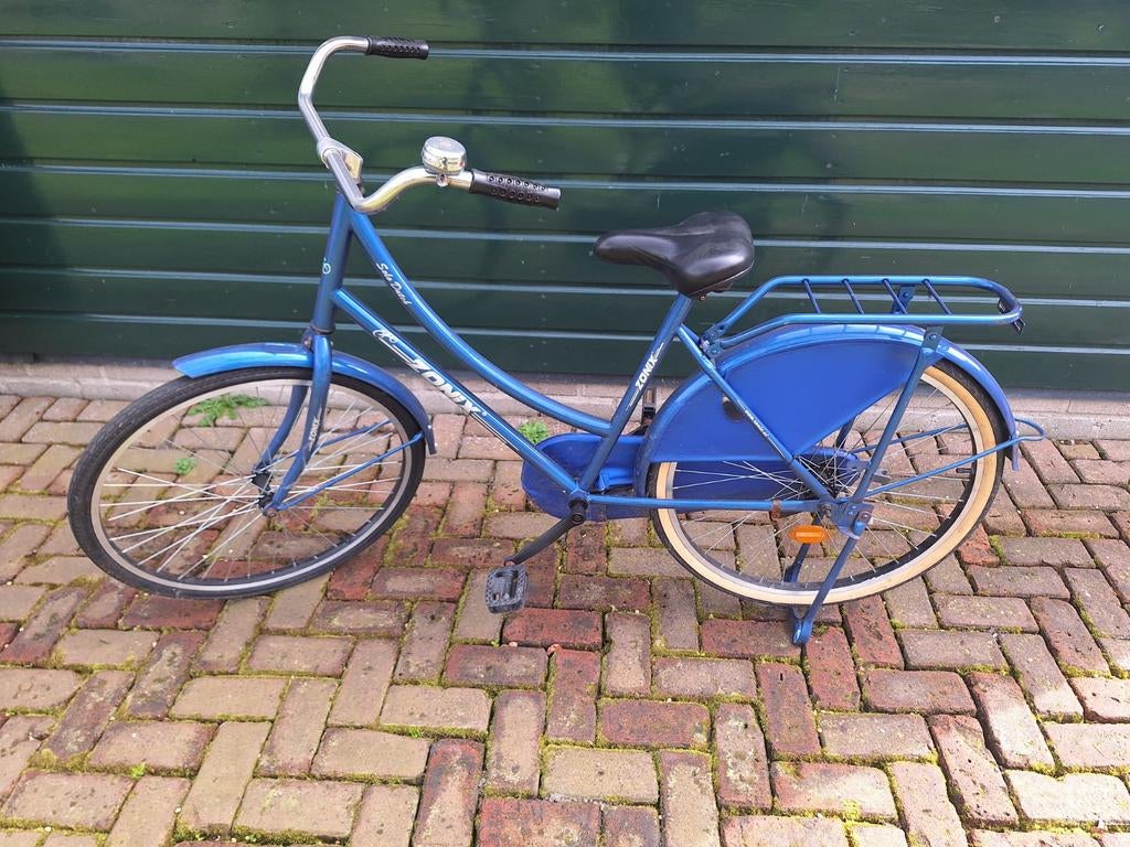 Blauwe kinderfiets met bagagedrager, Fietsen en Brommers, Fietsen | Kinderfietsjes, Ophalen, Gebruikt, Minder dan 16 inch