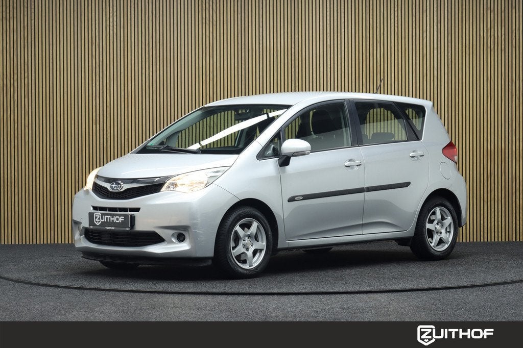 Subaru Trezia 1.3 Comfort | Trekhaak | Airco | LM Velgen | A, Auto's, Euro 5, Zwart, Bedrijf, Handgeschakeld