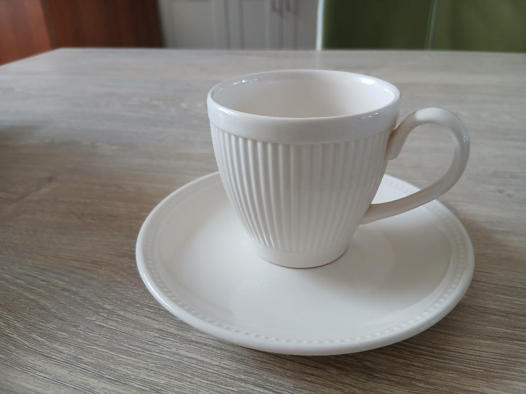 Kop en schotel Wedgwood Windsor, Ophalen of Verzenden, Zo goed als nieuw, Wedgwood, Kop(pen) en/of Schotel(s)
