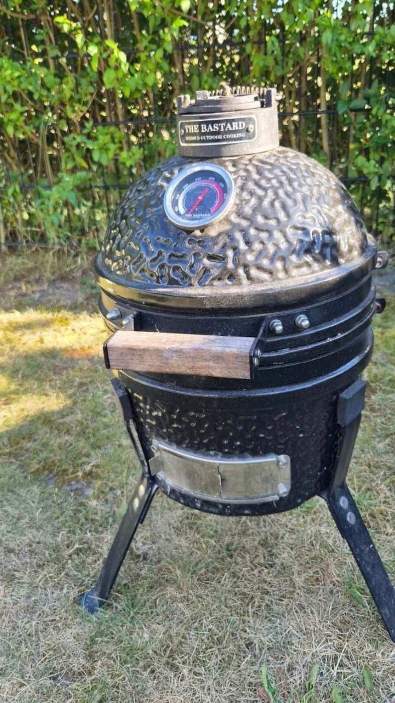 The Bastard BBQ Small Kamado - Zo goed als nieuw, Ophalen, Zo goed als nieuw, The Bastard